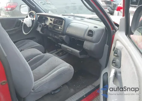 2000 Dodge Dakota Slt/Sport z USA, uszkodzony, nr VIN 1B7GG26N7YS795959